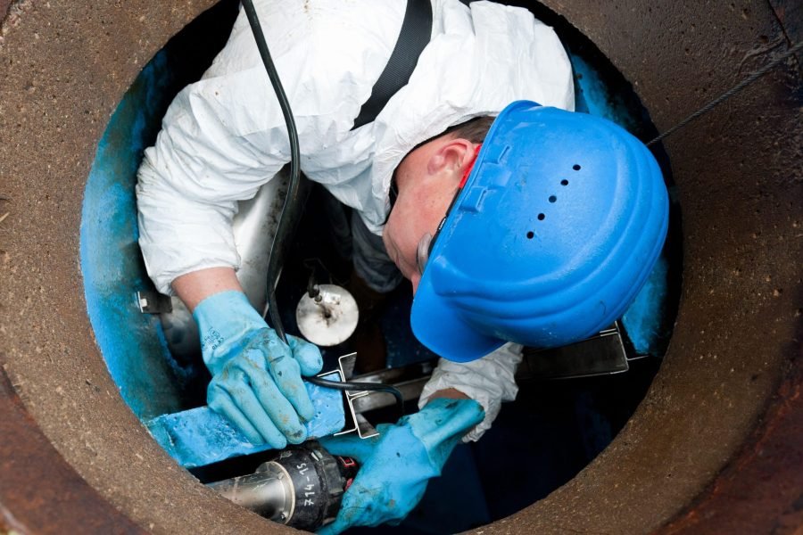 Augel-2012-0129-Tiefbau Abscheider Firma Mebus