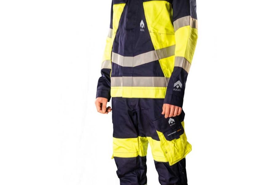 Augel-Kleidung-links-vorne