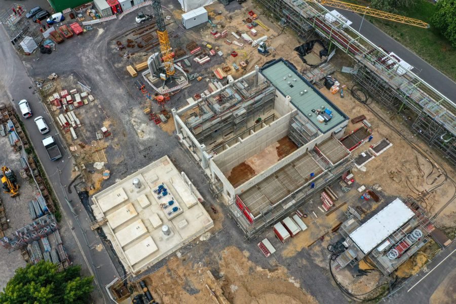 P044256-388870-1536x981